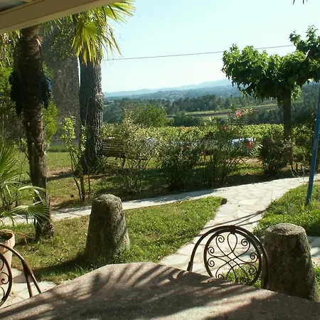 Chambres D'hotes Et Gites Le Mas Bleu & Spa Guest house *