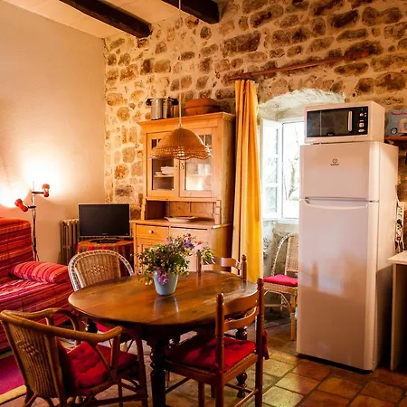 Guest house Chambres D'hotes Et Gites Le Mas Bleu & Spa *