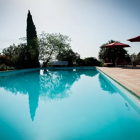 Chambres D'hotes Et Gites Le Mas Bleu & Spa Guest house