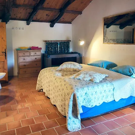 Chambres D'hotes Et Gites Le Mas Bleu & Spa Rosieres (Ardeche)
